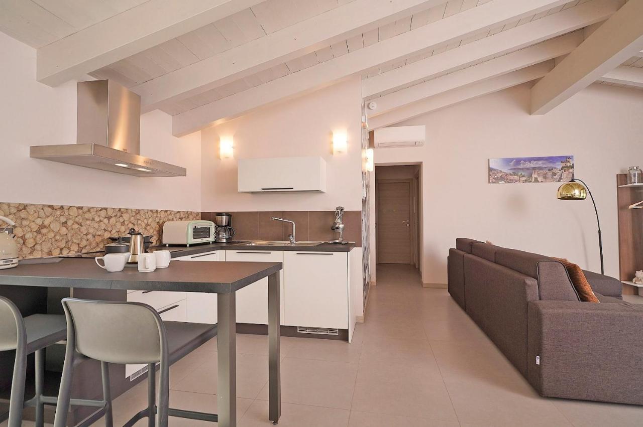 Appartamento Gardaliva 5 Manerba del Garda Esterno foto